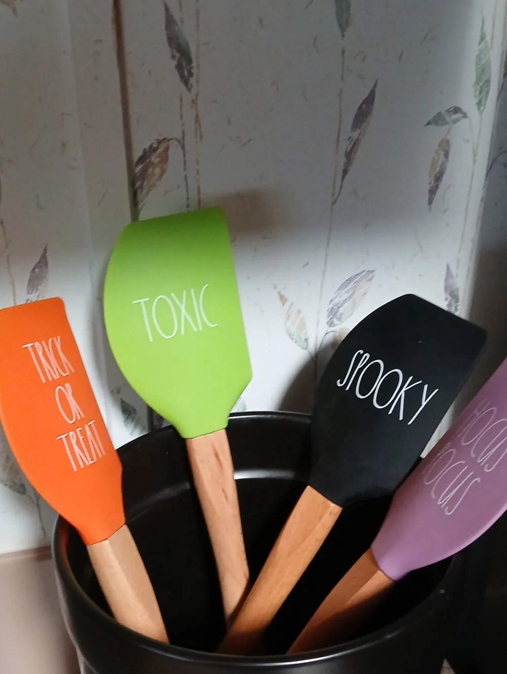 Silicone Spatula Set - Green 'Toxic' Kitchen Turner Rae Dunn